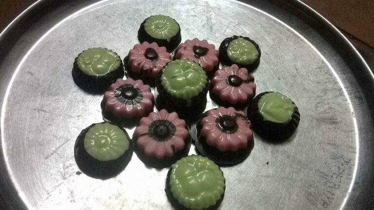 Flower choolates rich colour on the top dark chocolate